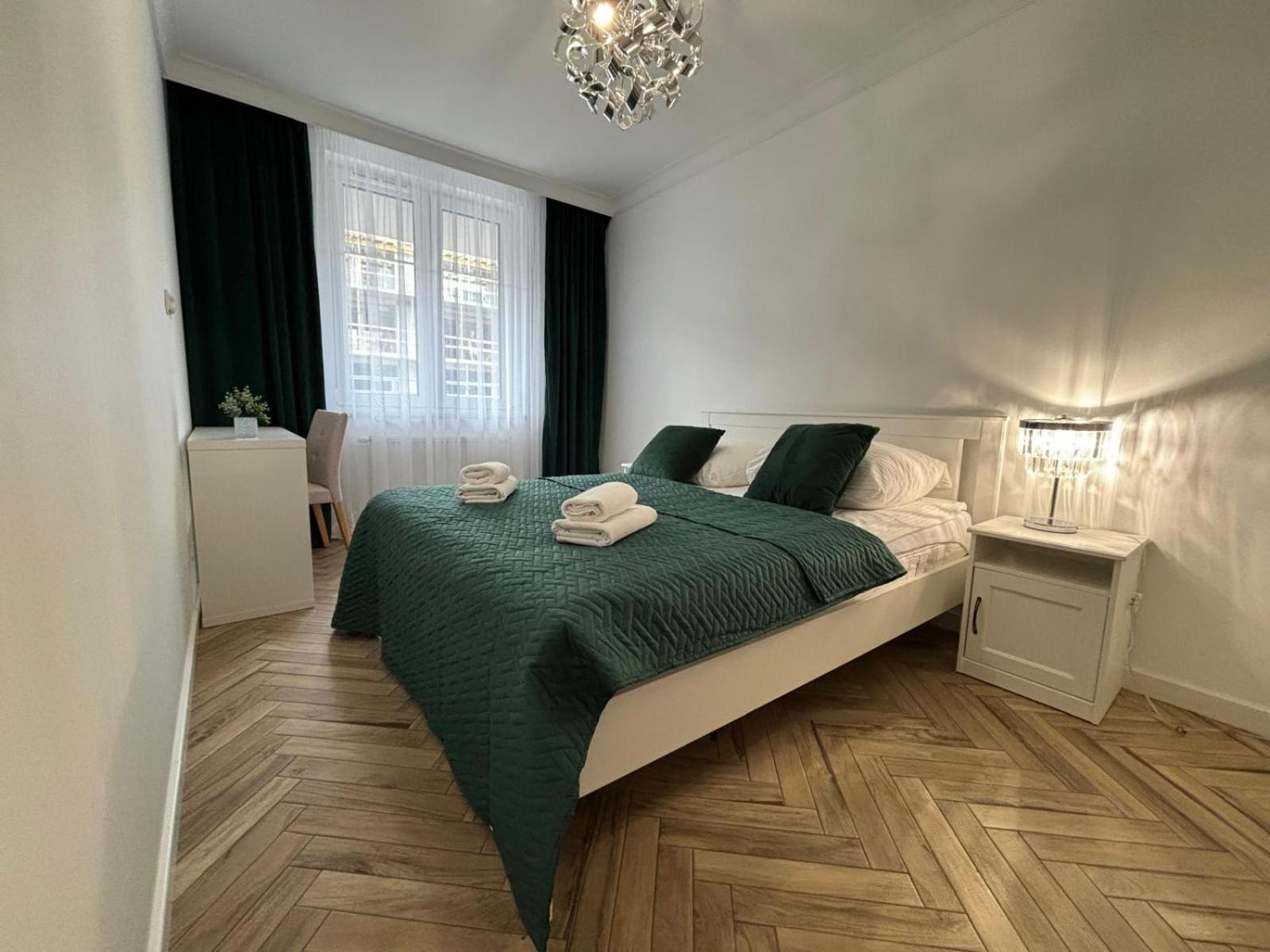 Apartamenty W Centrum Bialegostoku Z Parkingiem W Garazu Podziemnym Białystok Eksteriør billede
